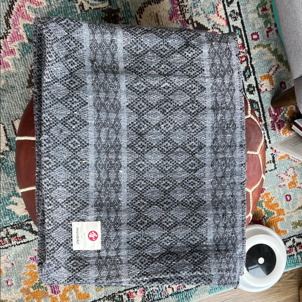 Manduka Black and Gray Yoga blanket